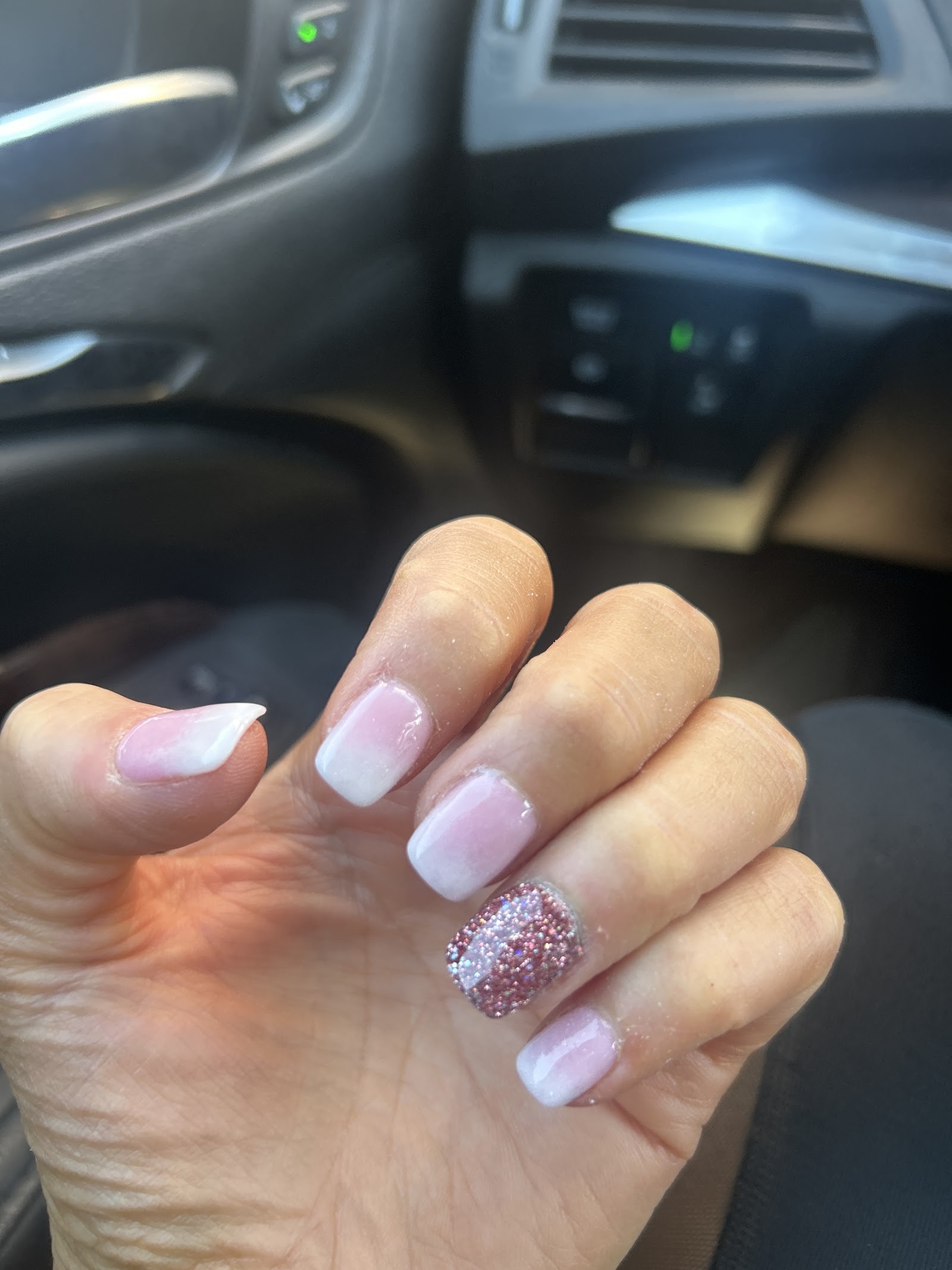 A & T Nails & Spa nail photo 2